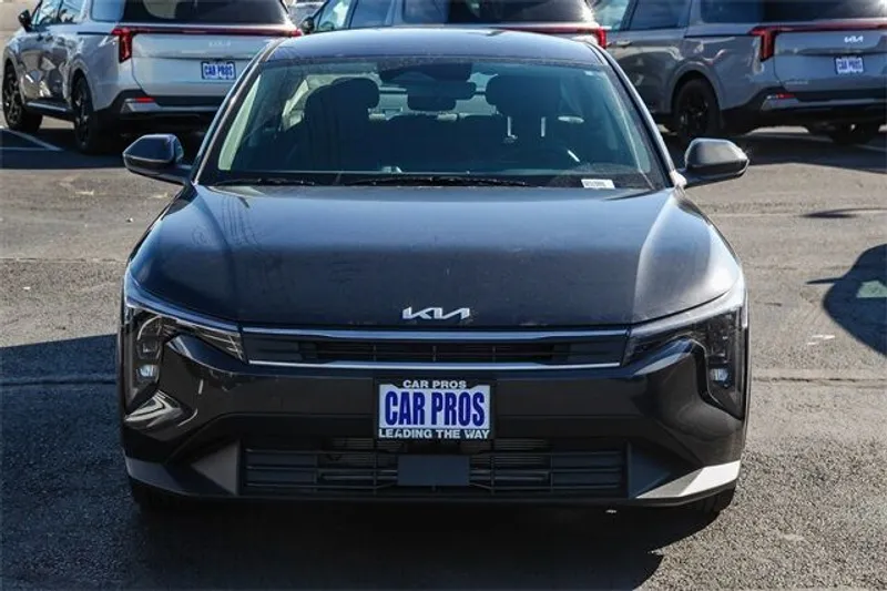 2025 Kia K4